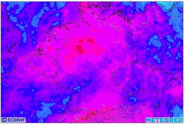Katwarn! Alarmstufe Rot in 13 Kreisen - schwere Unwetter ziehen auf!