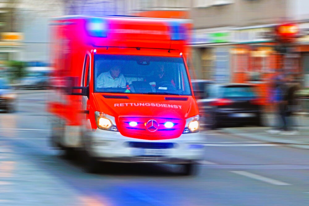 Sanitäter begeht Verbrechen: Rettungssanitäterin ermordet, weil sie Kollegen zurückwies!