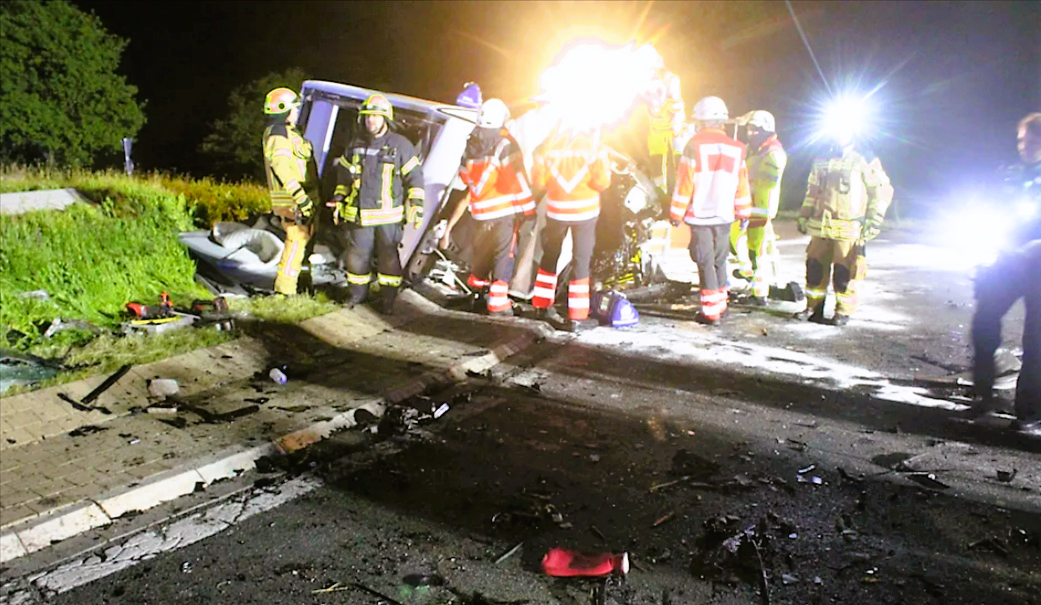 Tödlicher Unfall - Traktor erfasst Motorradfahrer - Biker hatte keine Überlebenschance!